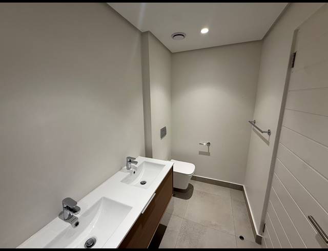 2 BEDROOM APARTMENT TO LET IN UMHLANGA RIDGESIDE